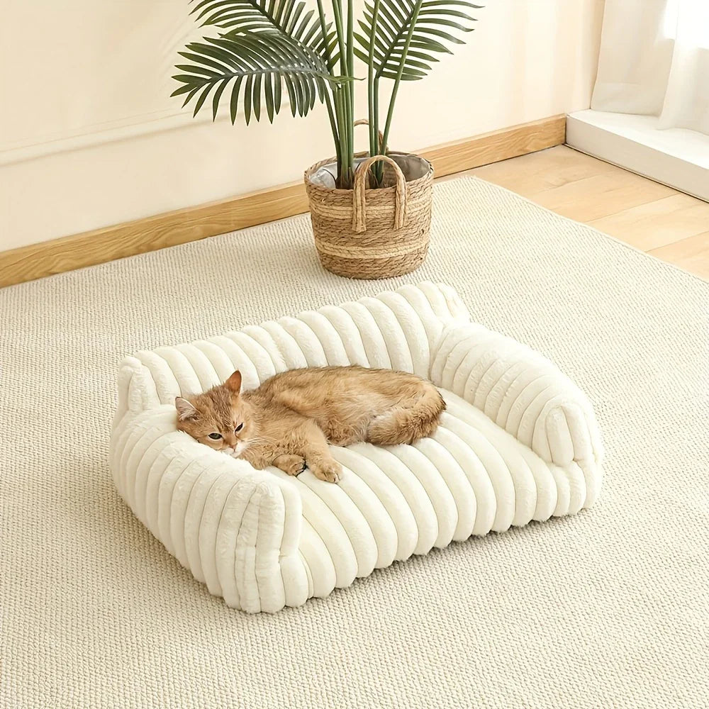 White Comfortable Cat Sofa - Breathable Soft Bed for All Seasons