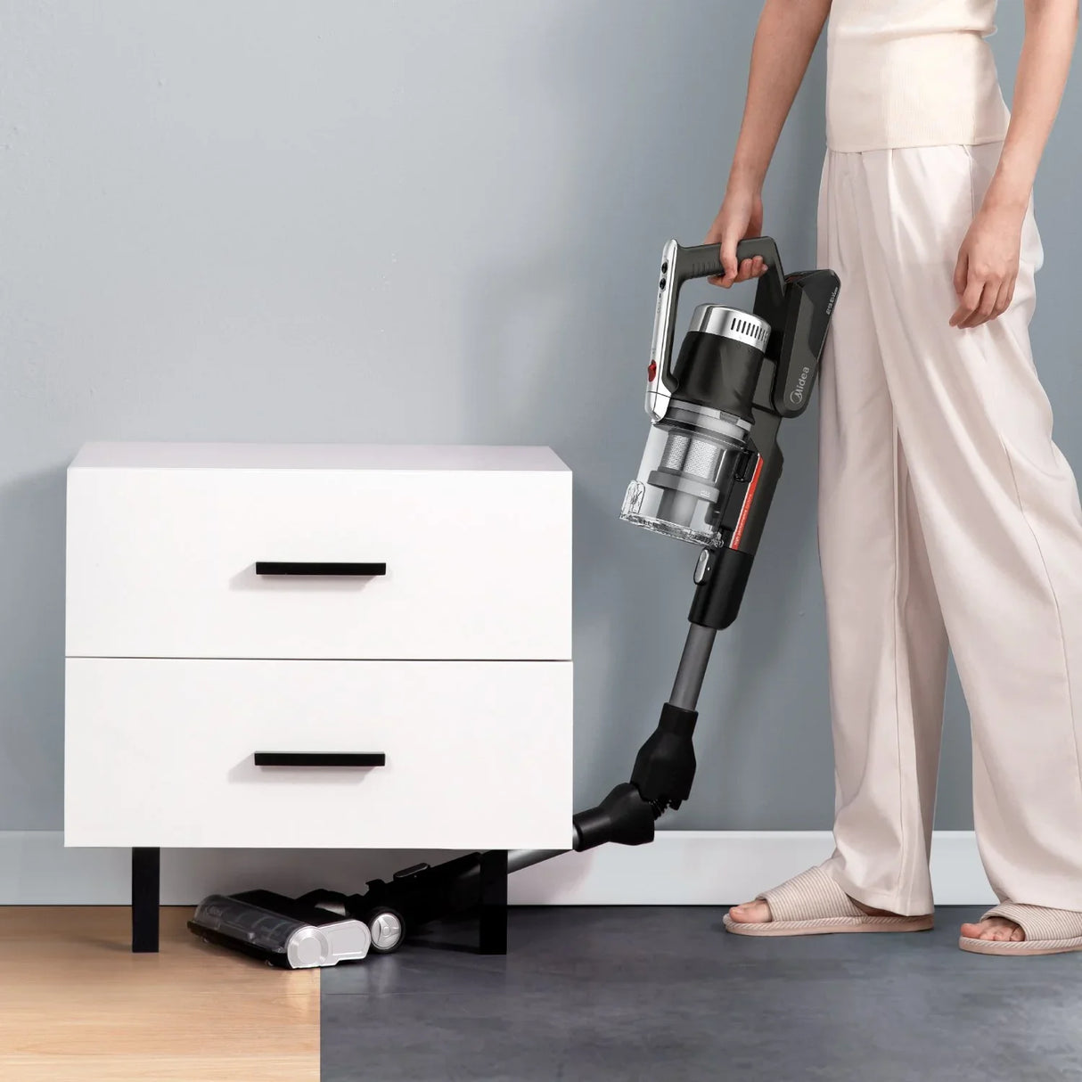 Midea P7 BLDC Stick Vacuum | Flexi Tube