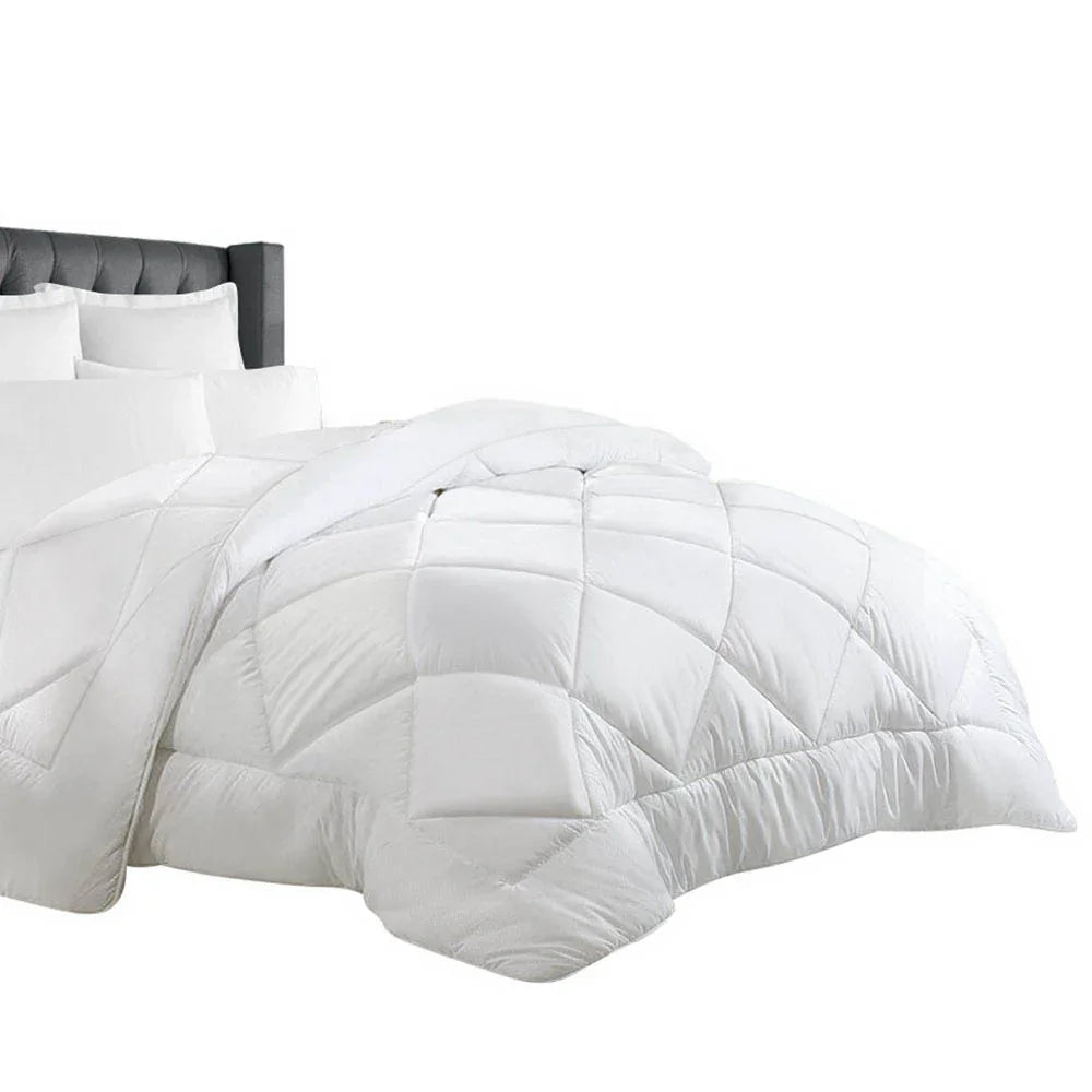 Giselle Bedding 700GSM Microfibre Bamboo Quilt Super King - Luxury Duvet for All Seasons