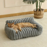 White Comfortable Cat Sofa - Breathable Soft Bed for All Seasons