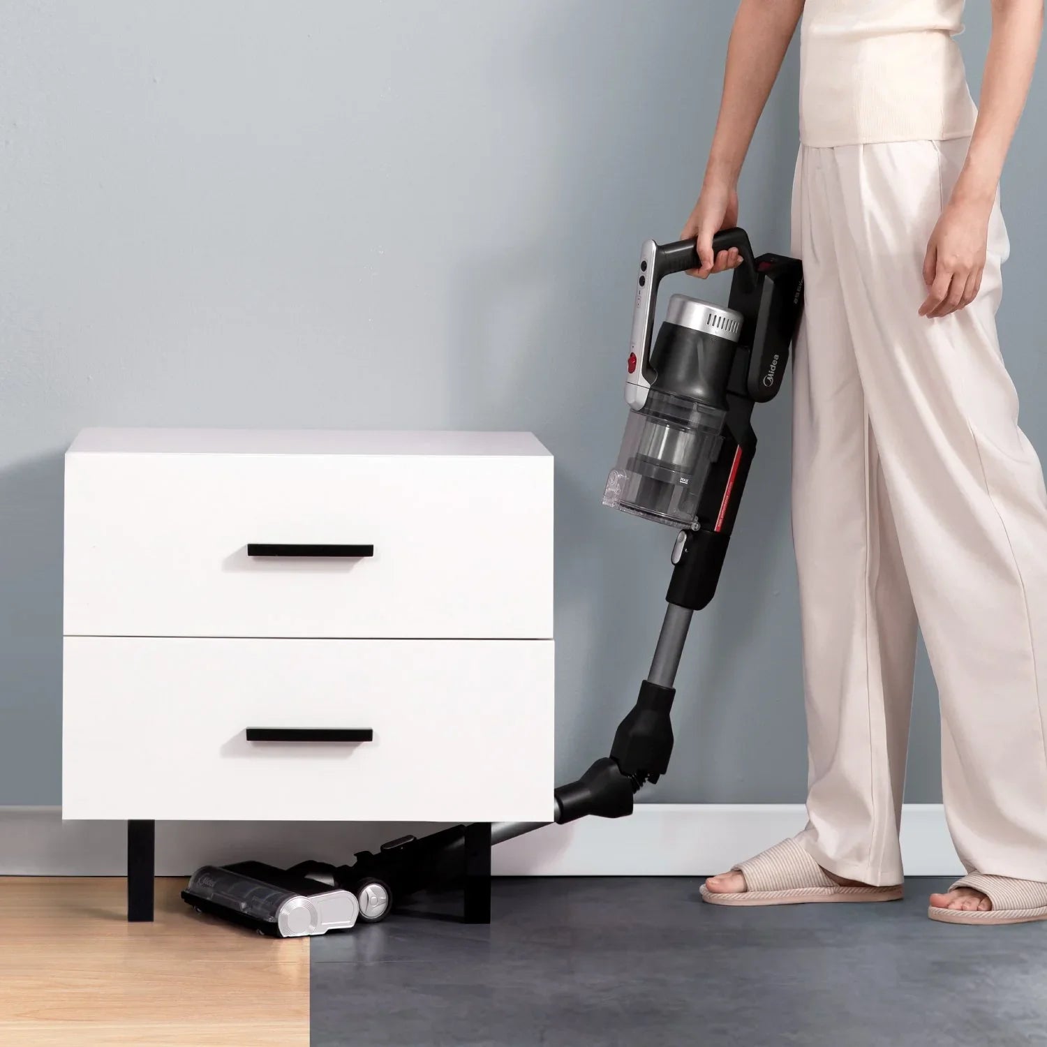 Midea P7 BLDC Stick Vacuum | Flexi Tube