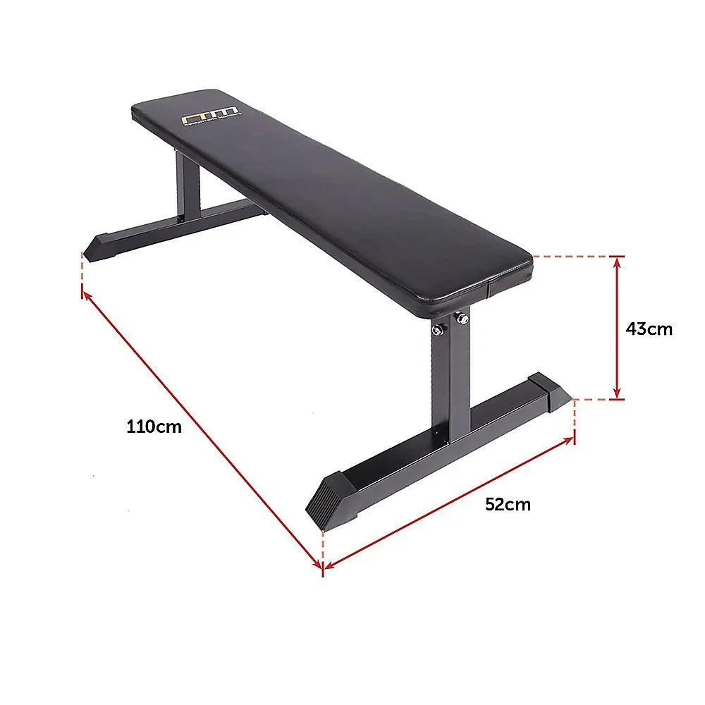 Flat weight bench with black padded seat and steel frame, dimensions 110x52x43cm